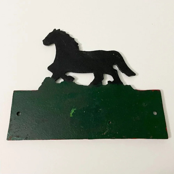 Cast  Iron Horse Welcome Door Hanger Sign Farmhouse Decor - Picture 2 of 16